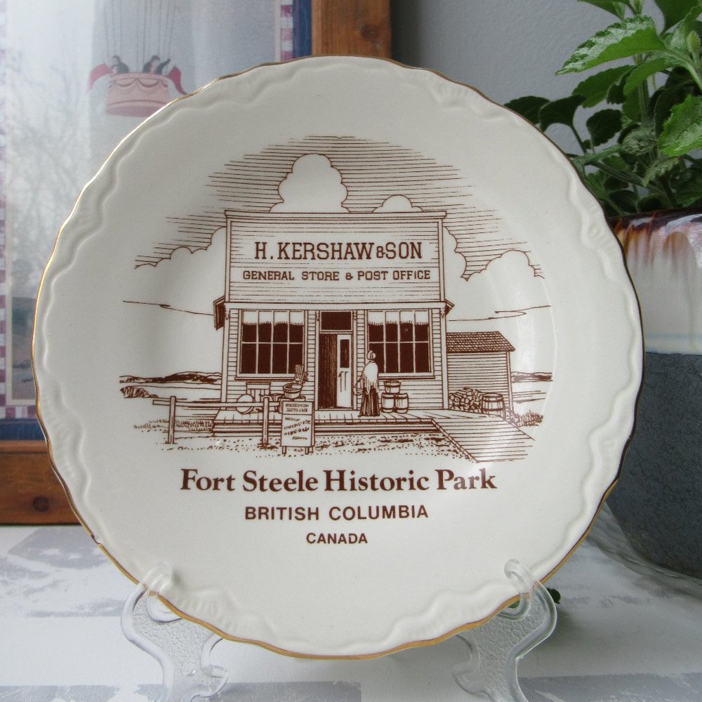 Decorate Collector's Plate Fort Steele Historic Park British Columbia Canada